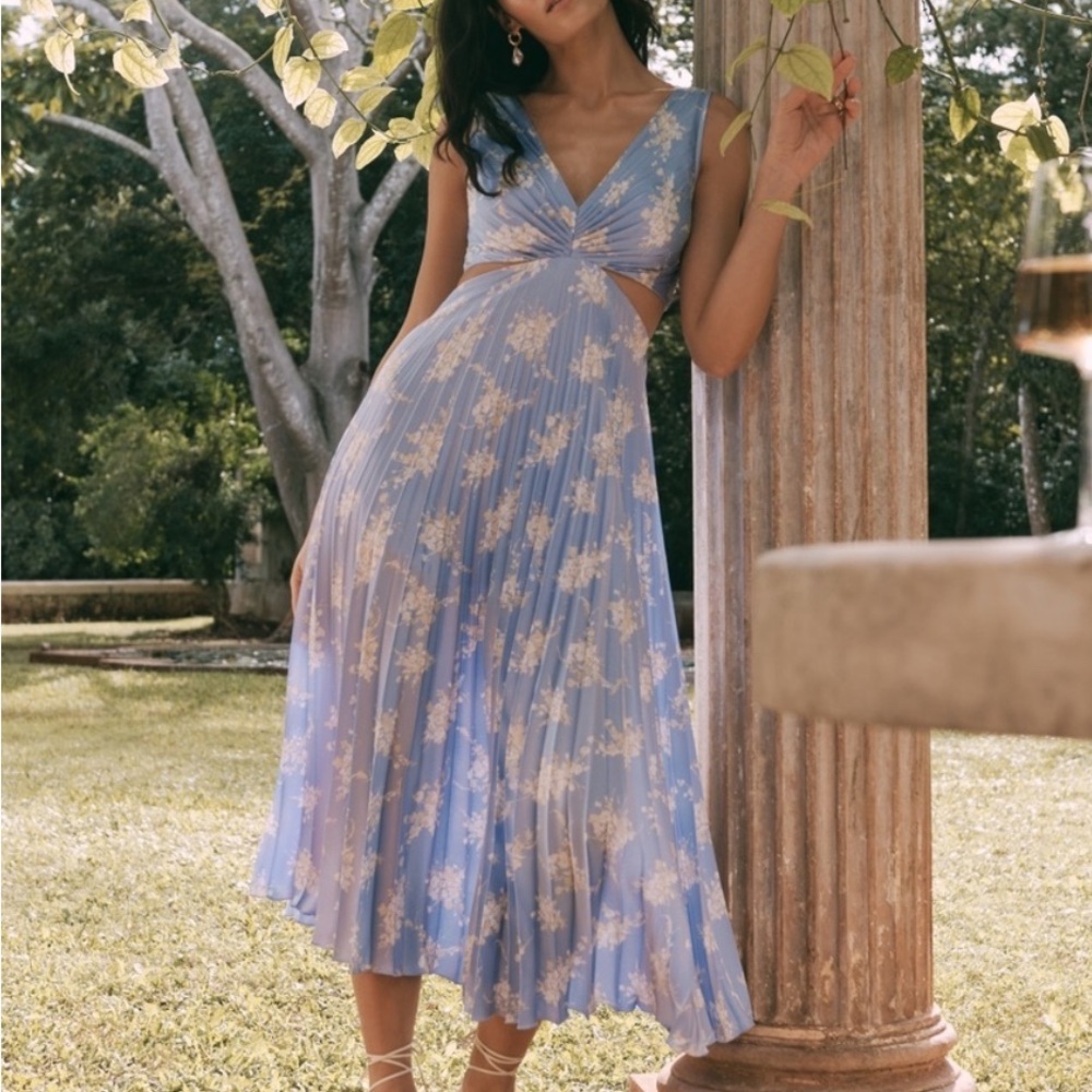 Abercrombie Giselle Pleated Cutout Dress
